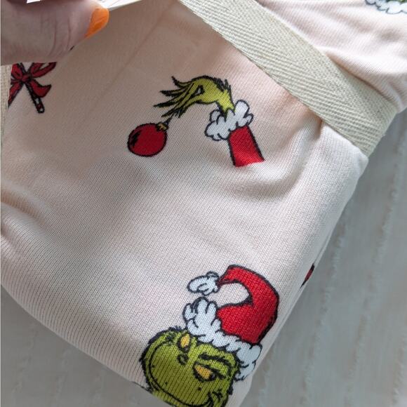 2024 American Eagle Grinch Candy Cane Pink Pajamas & Crew Socks size Small - Picture 4 of 5
